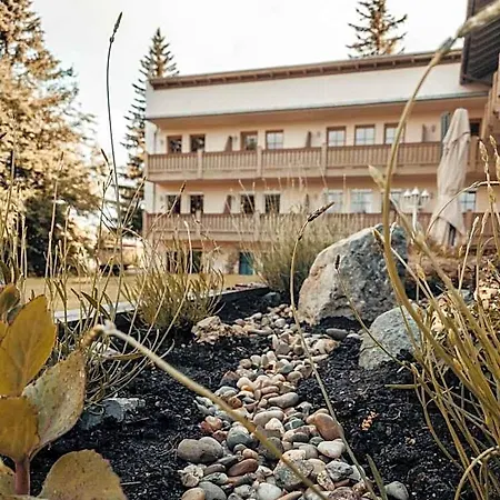 Waldhotel Seefeld Зефельд-ін-Тіроль