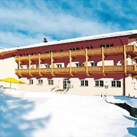 Waldhotel Seefeld Готель Зефельд-ін-Тіроль