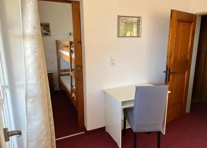 Waldhotel Seefeld 3* ゼーフェルト・イン・チロル