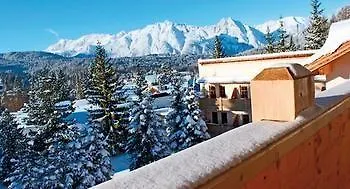 Waldhotel Seefeld ゼーフェルト・イン・チロル