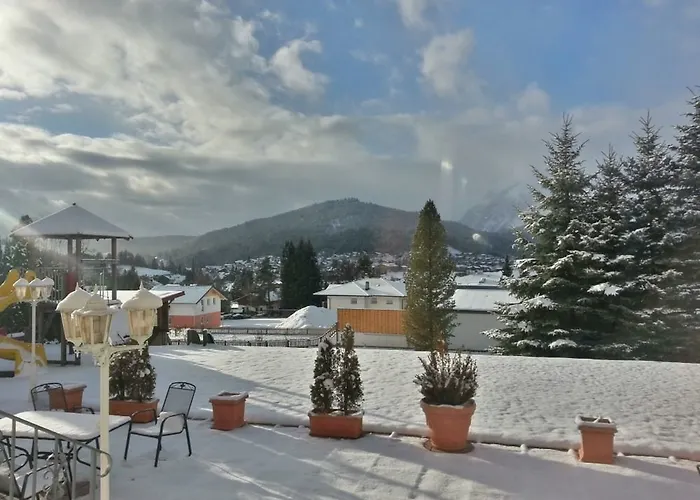 Waldhotel Seefeld 3*