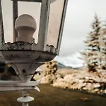 Waldhotel Seefeld ゼーフェルト・イン・チロル