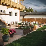 ホテル Waldhotel Seefeld ゼーフェルト・イン・チロル