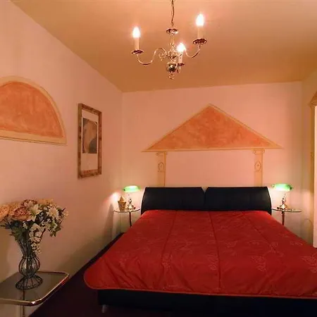 Waldhotel Seefeld Готель 3*