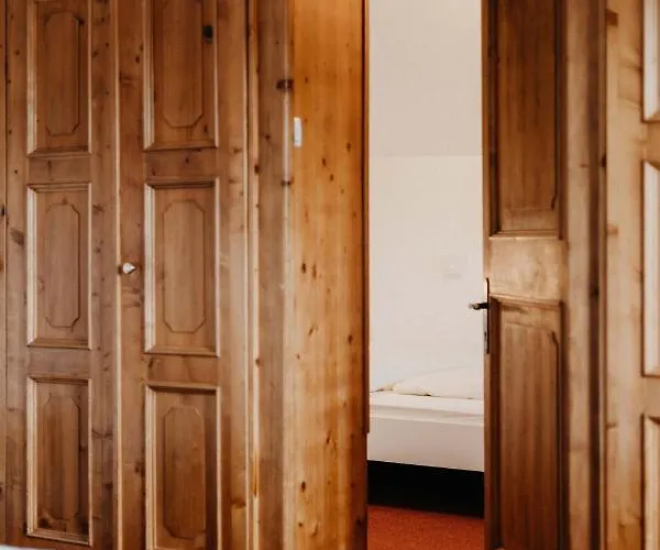 Waldhotel Seefeld Готель 3*