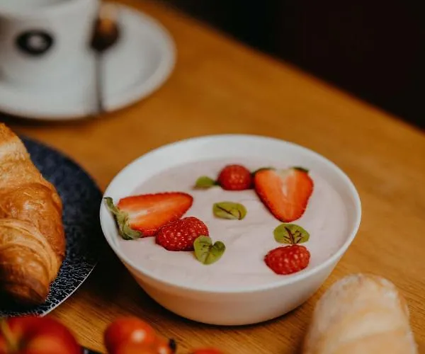 Waldhotel Seefeld Готель Зефельд-ін-Тіроль